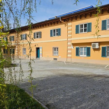 White Flat By Grazrentals With Cool Location & Free Parking Esterno foto