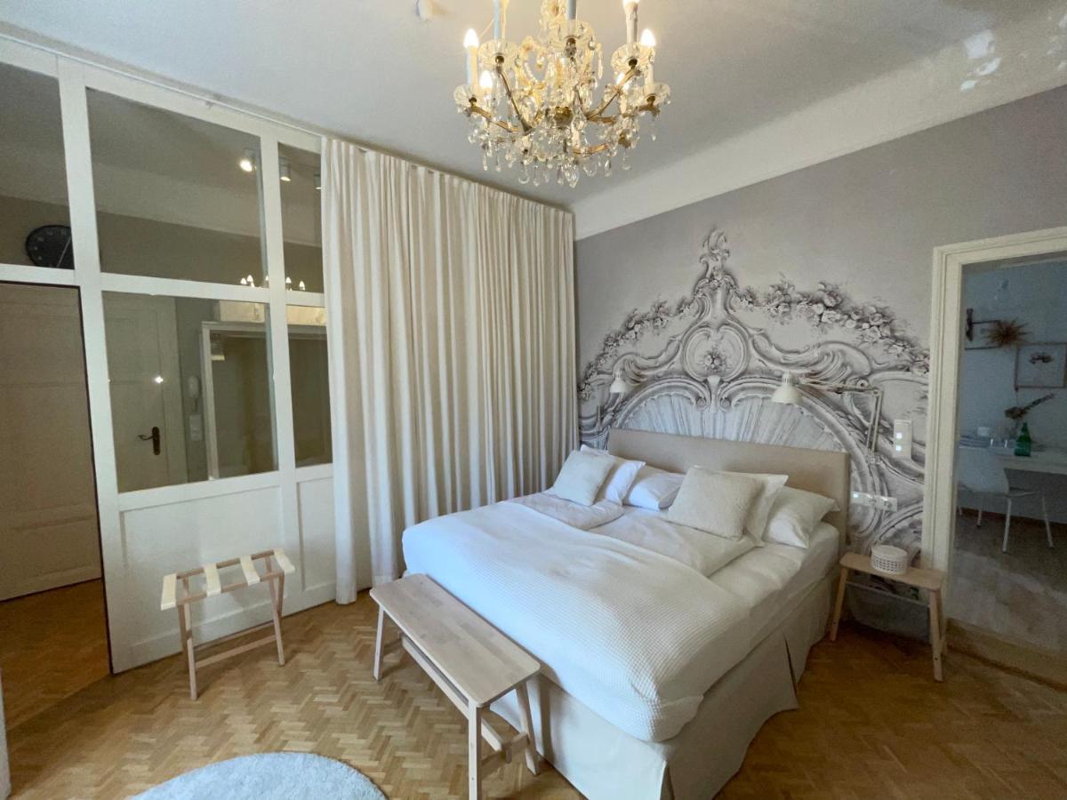 White Flat By Grazrentals With Cool Location & Free Parking Esterno foto